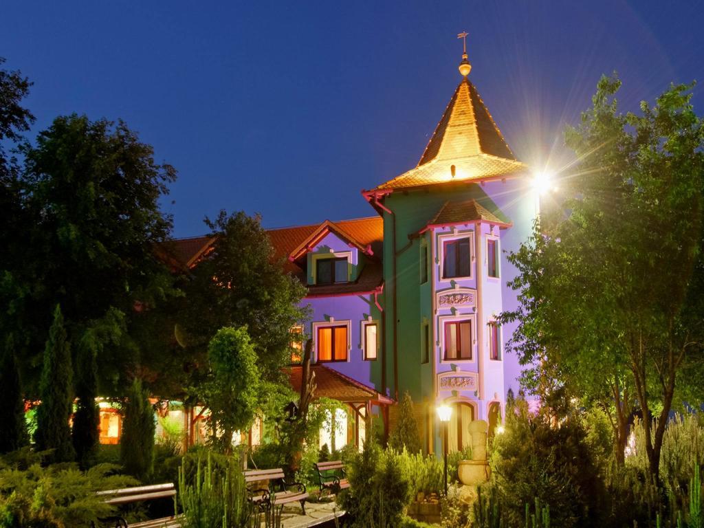 Vinski Dvor Palic Luaran gambar