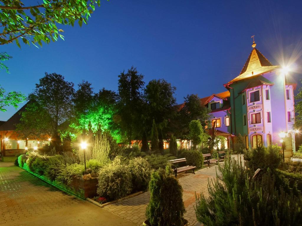 Vinski Dvor Palic Luaran gambar